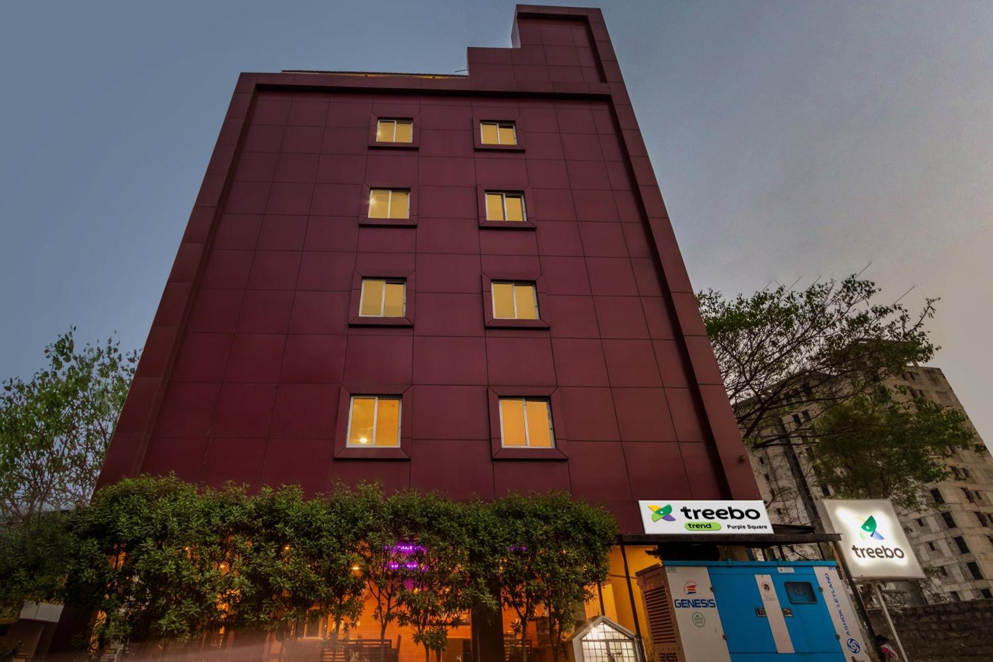 Hotel Treebo Purple Square Hajdarabad Zewnętrze zdjęcie